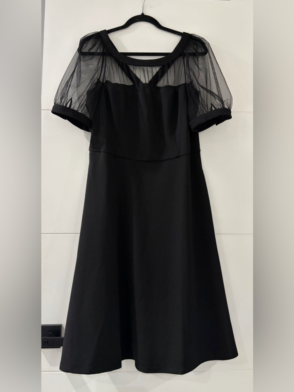 Maggy London Dress, Black Sheer Mesh Yoke Fit & Flare Dress, Women’s Size 14 - Picture 4 of 11